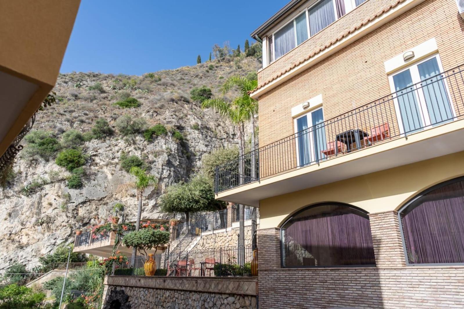Hotel Corallo 4*